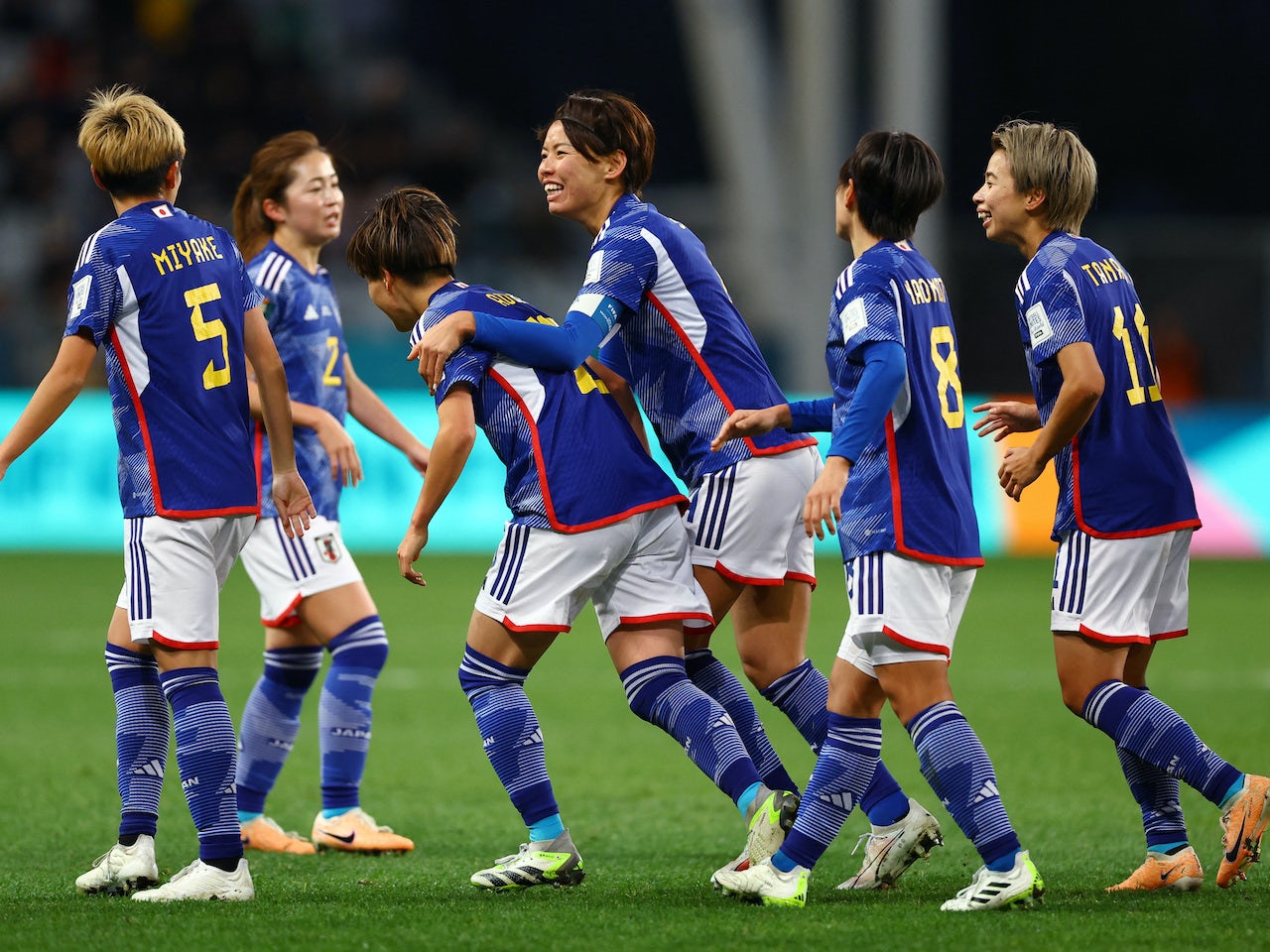 japan-women.jpg