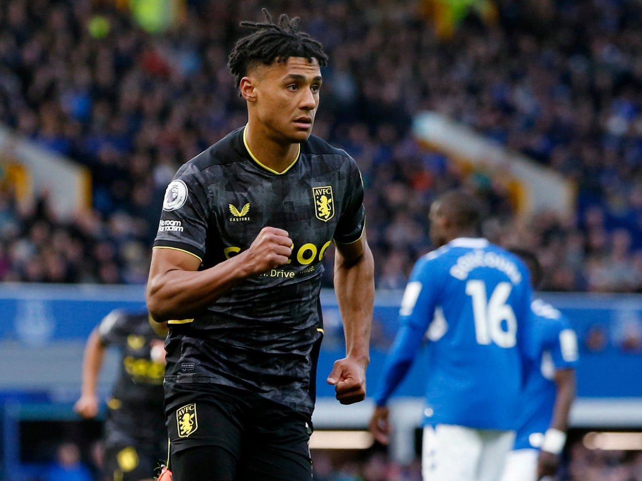 ollie-watkins.jpg