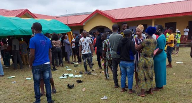 Ondo-voters-on-queue.jpg